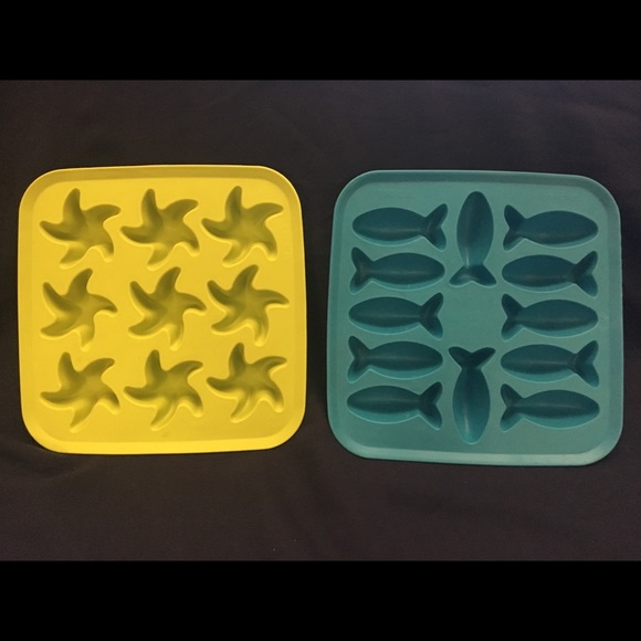 Two IKEA Candy Butter Water Molds Starfish Fish - Picture 2 of 8